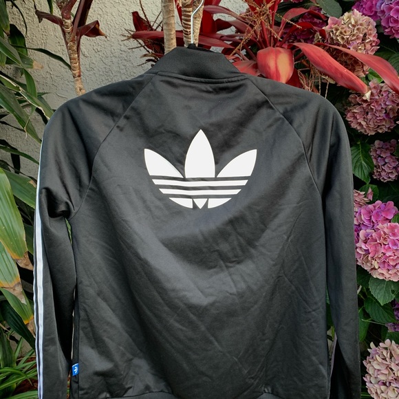 Adidas jacket - Picture 3 of 4